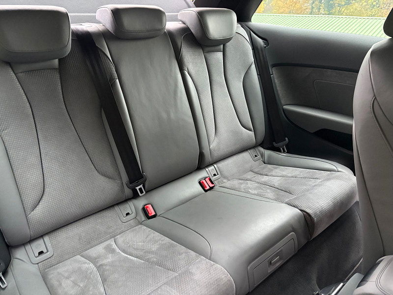 Audi A3 1.5 TFSI CoD S line Hatchback 3dr Petrol S Tronic Euro 6 (s/s) (150 ps) 3dr Automatic 2025