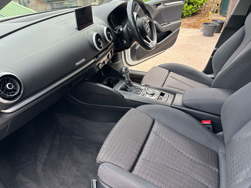 Audi A3 1.5 TFSI CoD Sport Sportback 5dr Petrol S Tronic Euro 6 (s/s) (150 ps) 5dr Automatic 2025