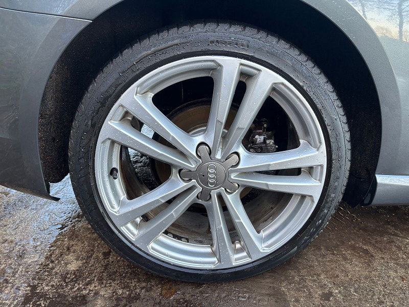 Audi A3 2.0 TDI S line Hatchback 3dr Diesel S Tronic quattro Euro 6 (s/s) (184 ps) 3dr Automatic 2025