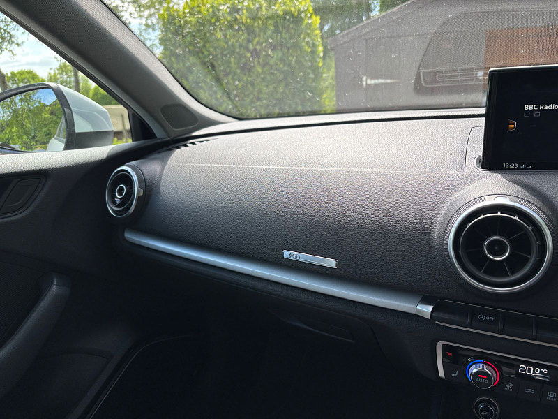 Audi A3 2.0 TDI SE Technik Sportback 5dr Diesel S Tronic Auto 6Spd Euro 6 (s/s) (150 ps) 5dr Automatic 2025