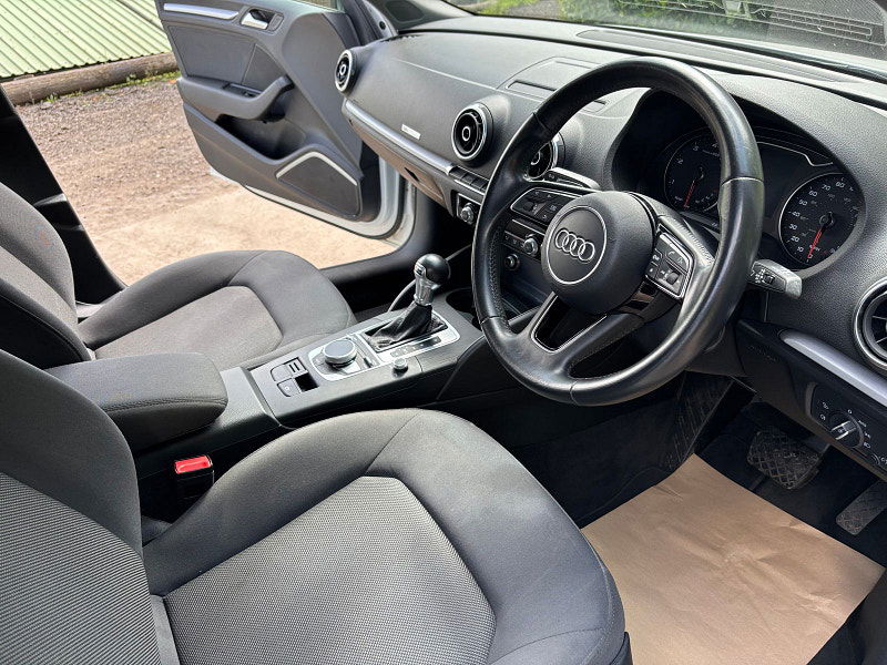 Audi A3 2.0 TDI SE Technik Sportback 5dr Diesel S Tronic Auto 6Spd Euro 6 (s/s) (150 ps) 5dr Automatic 2025