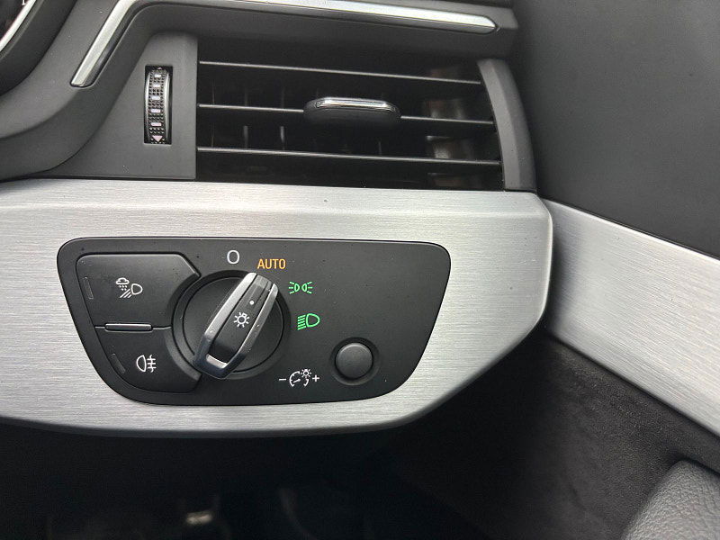 Audi A4 1.4 TFSI S line Saloon 4dr Petrol Manual Euro 6 (s/s) (150 ps) 4dr Manual 2025