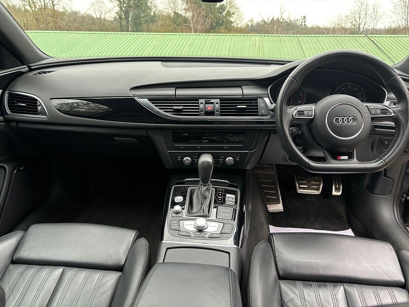 Audi A6 Saloon 2.0 TDI ultra Black Edition Saloon 4dr Diesel S Tronic Euro 6 (s/s) (190 ps) 4dr Automatic 2026