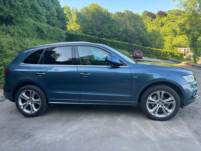 Audi Q5 2.0 TDI S line Plus SUV 5dr Diesel S Tronic quattro Euro 5 (s/s) (177 ps) 5dr Automatic 2025