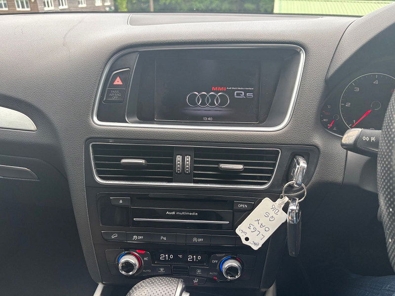 Audi Q5 2.0 TDI S line Plus SUV 5dr Diesel S Tronic quattro Euro 5 (s/s) (177 ps) 5dr Automatic 2025