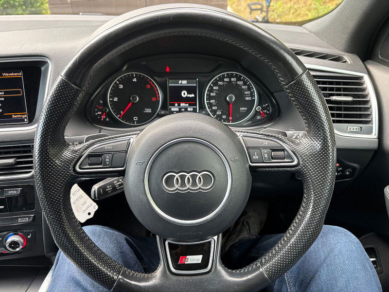 Audi Q5 2.0 TDI S line Plus SUV 5dr Diesel S Tronic quattro Euro 5 (s/s) (177 ps) 5dr Automatic 2025