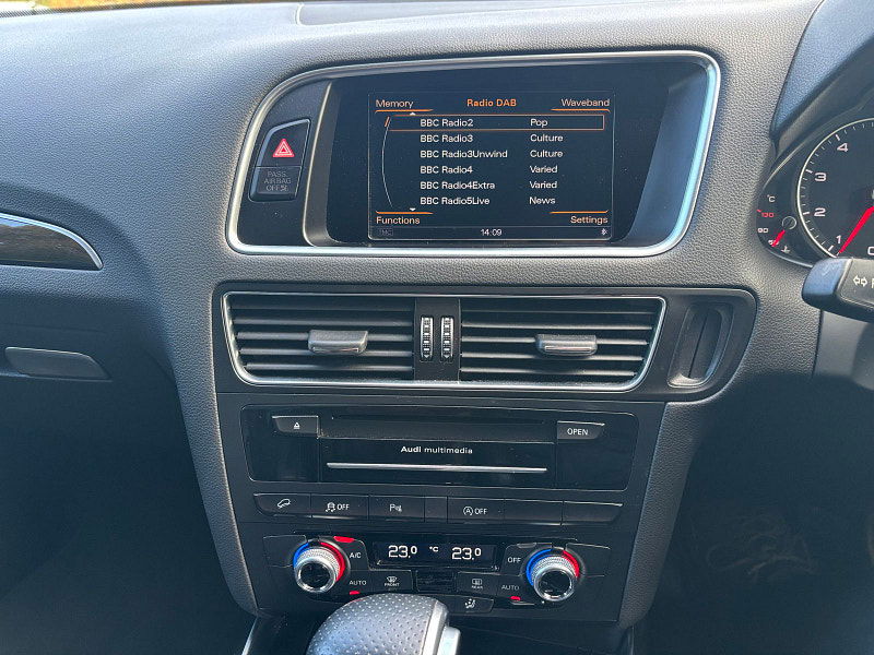 Audi Q5 2.0 TFSI S line Plus SUV 5dr Petrol Tiptronic quattro Euro 6 (s/s) (230 ps) 5dr Automatic 2025