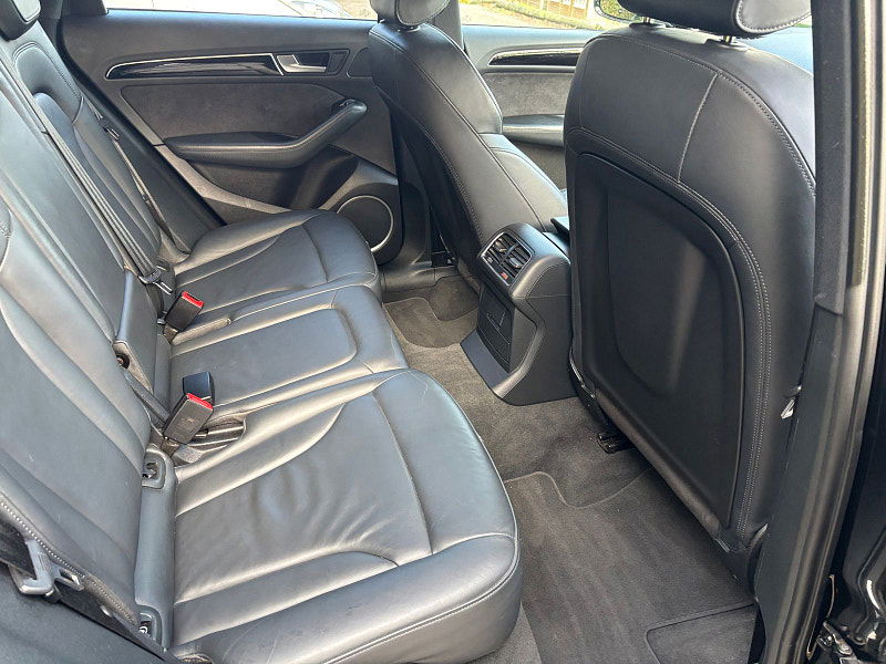 Audi Q5 2.0 TFSI S line Plus SUV 5dr Petrol Tiptronic quattro Euro 6 (s/s) (230 ps) 5dr Automatic 2025