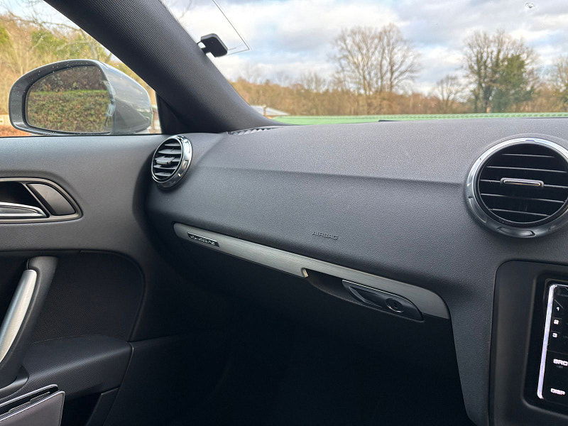 Audi TT 2.0 TFSI S line Coupe 3dr Petrol S Tronic quattro Euro 5 (s/s) (211 ps) 3dr Automatic 2026