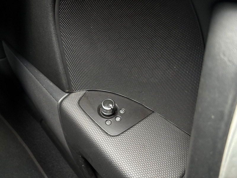 Audi TT 2.0 TFSI S line Coupe 3dr Petrol S Tronic quattro Euro 5 (s/s) (211 ps) 3dr Automatic 2026