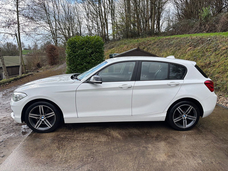BMW 1 Series 1.5 118i Sport Hatchback 5dr Petrol Manual Euro 6 (s/s) (136 ps) 5dr Manual 2026