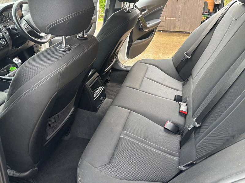 BMW 1 Series 1.5 118i Sport Hatchback 5dr Petrol Manual Euro 6 (s/s) (136 ps) 5dr Manual 2026