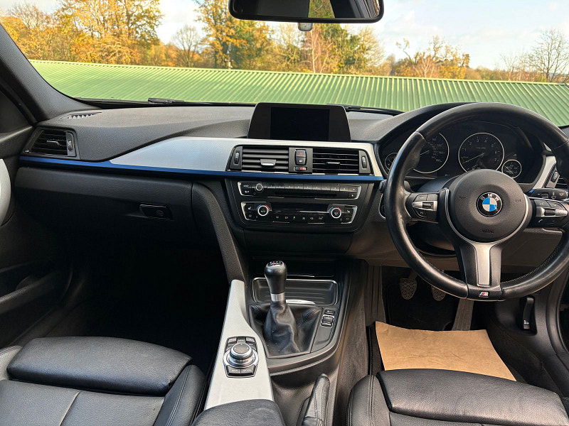 BMW 3 Series 2.0 320i M Sport Saloon 4dr Petrol Manual Euro 6 (s/s) (184 ps) 4dr Manual 2025