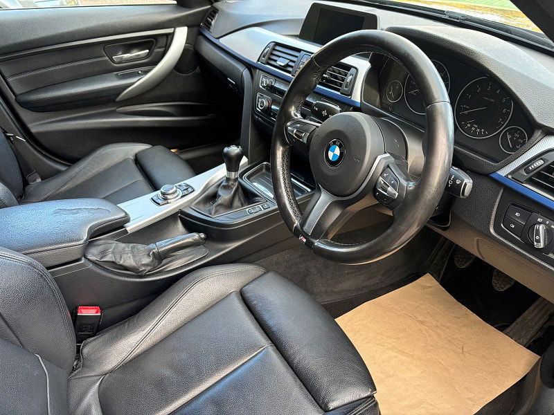BMW 3 Series 2.0 320i M Sport Saloon 4dr Petrol Manual Euro 6 (s/s) (184 ps) 4dr Manual 2025