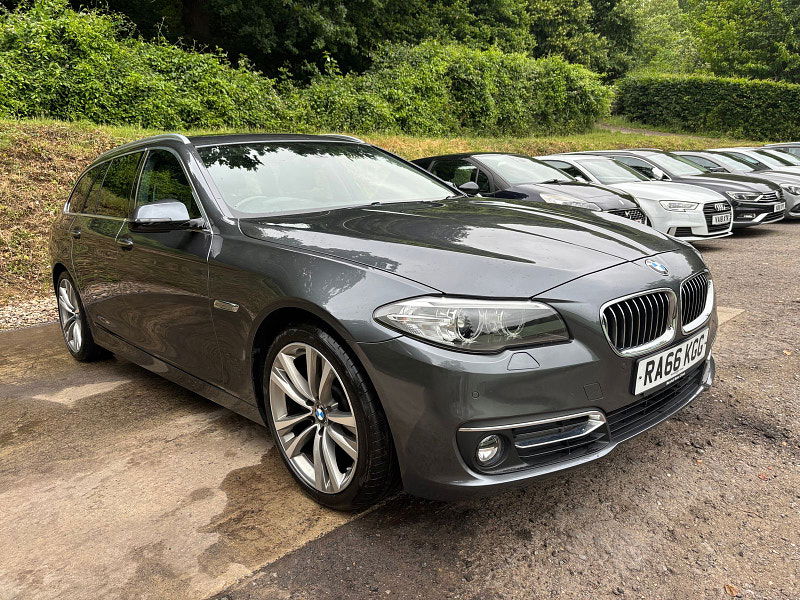 BMW 5 Series 2.0 520d Luxury Touring 5dr Diesel Auto Euro 6 (s/s) (190 ps) 5dr Automatic 2025