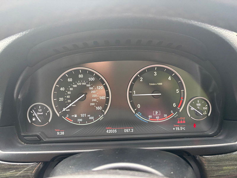 BMW 5 Series 2.0 520d Luxury Touring 5dr Diesel Auto Euro 6 (s/s) (190 ps) 5dr Automatic 2025