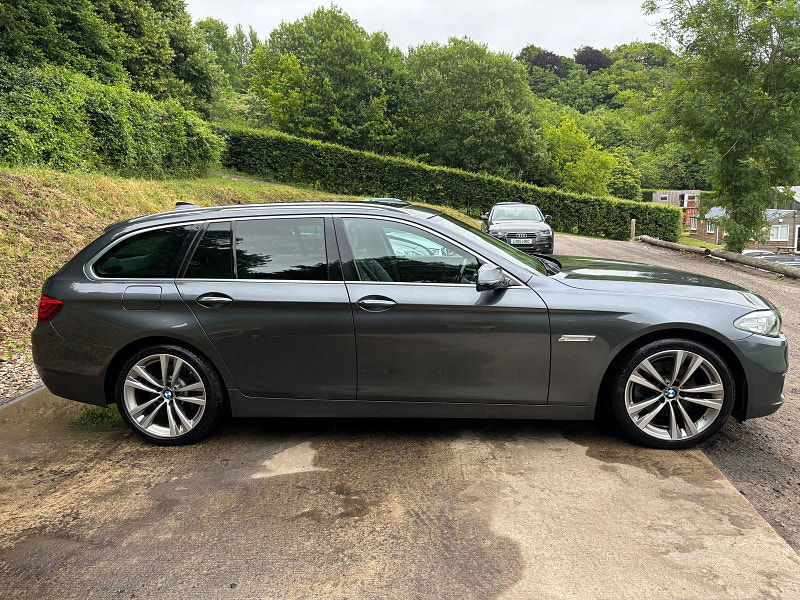 BMW 5 Series 2.0 520d Luxury Touring 5dr Diesel Auto Euro 6 (s/s) (190 ps) 5dr Automatic 2025