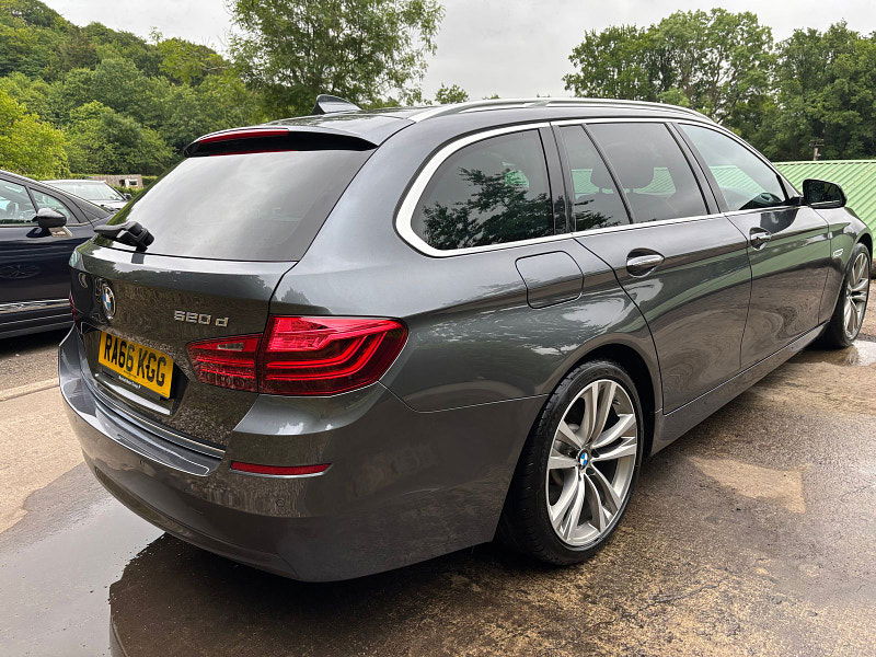 BMW 5 Series 2.0 520d Luxury Touring 5dr Diesel Auto Euro 6 (s/s) (190 ps) 5dr Automatic 2025