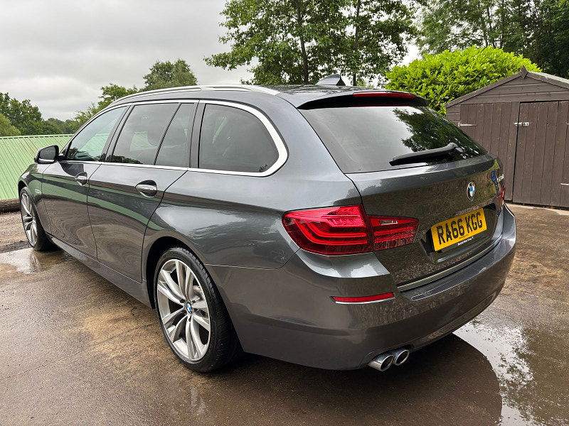 BMW 5 Series 2.0 520d Luxury Touring 5dr Diesel Auto Euro 6 (s/s) (190 ps) 5dr Automatic 2025