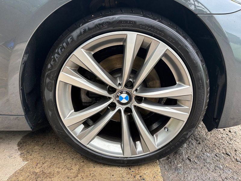 BMW 5 Series 2.0 520d Luxury Touring 5dr Diesel Auto Euro 6 (s/s) (190 ps) 5dr Automatic 2025