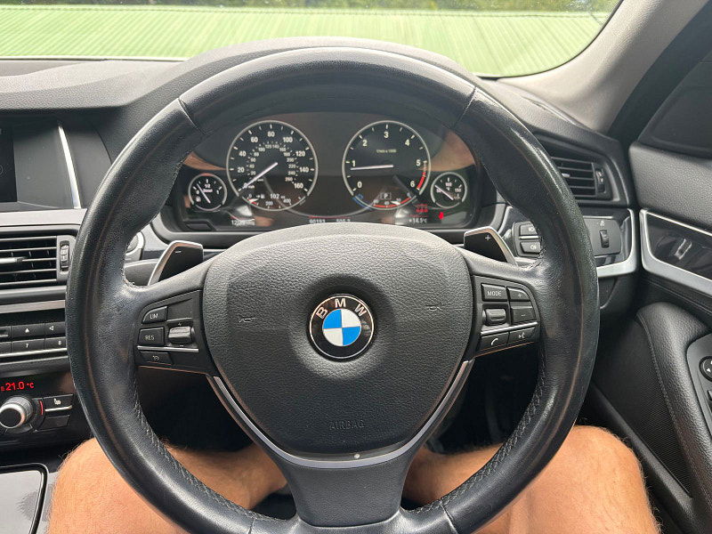 BMW 5 Series 2.0 520d SE Touring 5dr Diesel Auto Euro 6 (s/s) (190 ps) 5dr Automatic 2025