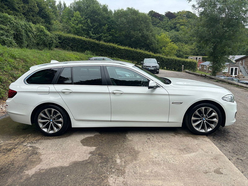 BMW 5 Series 2.0 520d SE Touring 5dr Diesel Auto Euro 6 (s/s) (190 ps) 5dr Automatic 2025