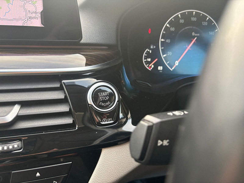 BMW 5 Series 2.0 520i GPF SE Saloon 4dr Petrol Auto Euro 6 (s/s) (184 ps) 4dr Automatic 2025