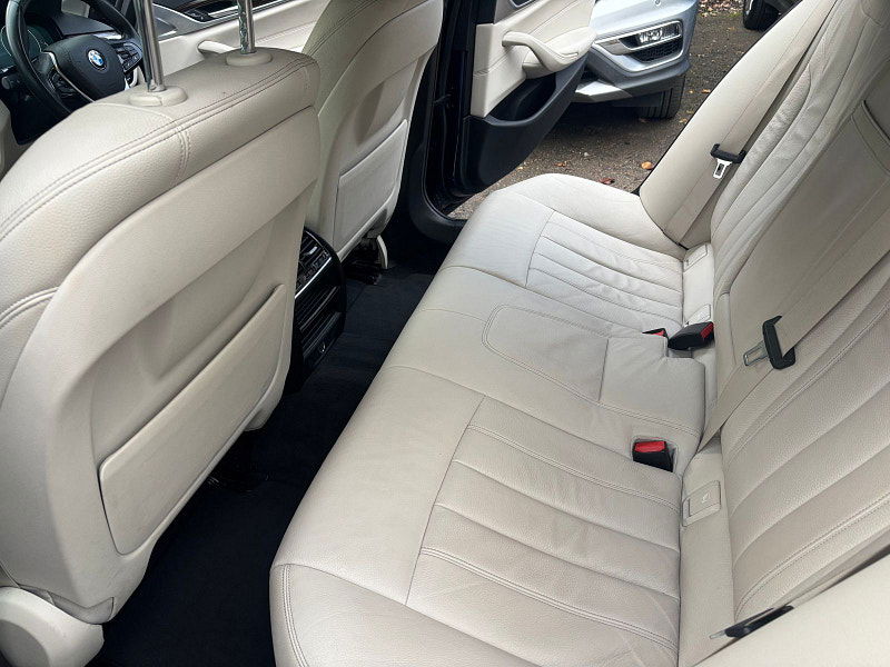 BMW 5 Series 2.0 520i GPF SE Saloon 4dr Petrol Auto Euro 6 (s/s) (184 ps) 4dr Automatic 2025