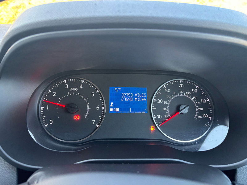 Dacia Duster 1.0 TCe Essential SUV 5dr Petrol Manual Euro 6 (s/s) (100 ps) 5dr Manual 2026