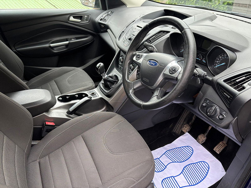 Ford Kuga 1.5T EcoBoost Zetec SUV 5dr Petrol Manual 2WD Euro 6 (s/s) (150 ps) 5dr Manual 2026