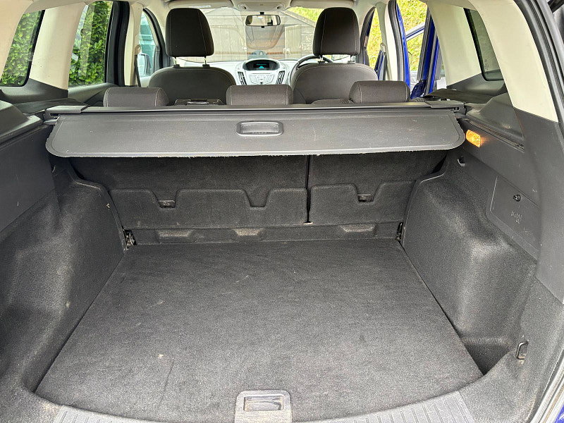 Ford Kuga 1.5T EcoBoost Zetec SUV 5dr Petrol Manual 2WD Euro 6 (s/s) (150 ps) 5dr Manual 2026