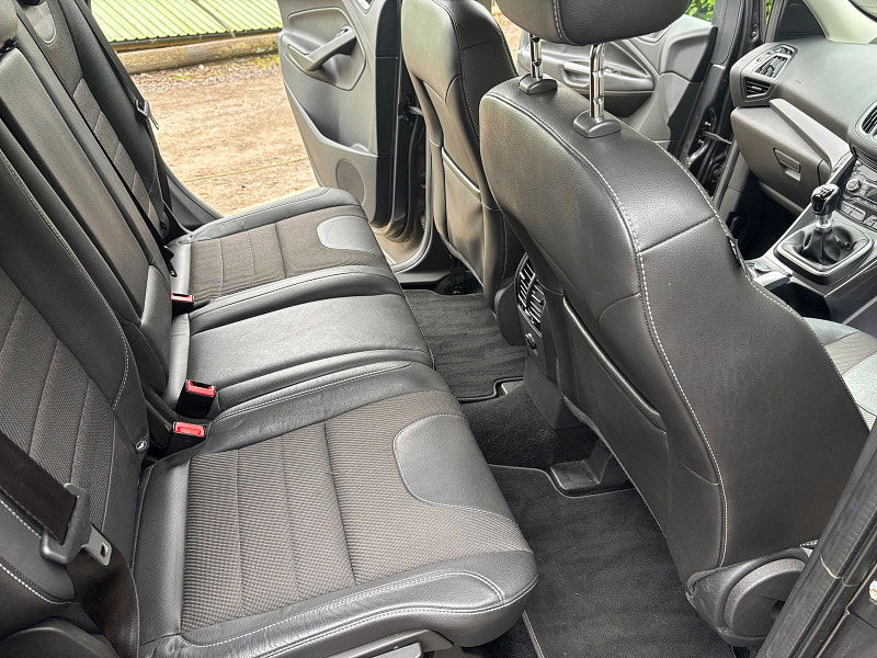 Ford Kuga 2.0 TDCi Titanium SUV 5dr Diesel Manual 2WD Euro 6 (s/s) (150 ps) 5dr Manual 2026