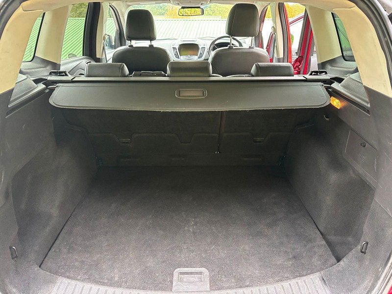 Ford Kuga 2.0 TDCi Titanium SUV 5dr Diesel Manual 2WD Euro 6 (s/s) (150 ps) 5dr Manual 2025