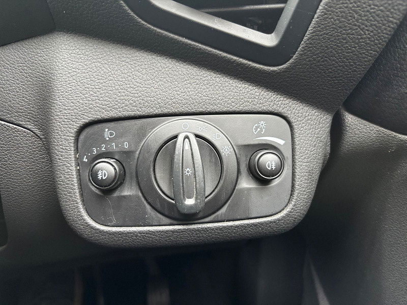 Ford Kuga 2.0 TDCi Titanium SUV 5dr Diesel Manual 2WD Euro 6 (s/s) (150 ps) 5dr Manual 2025