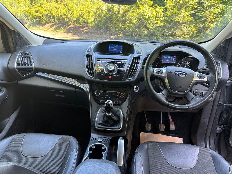 Ford Kuga 2.0 TDCi Titanium SUV 5dr Diesel Manual AWD Euro 6 (s/s) (180 ps) 5dr Manual 2025