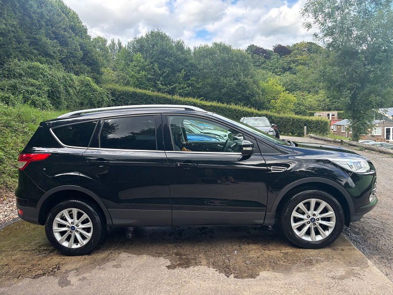 Ford Kuga 2.0 TDCi Titanium SUV 5dr Diesel Manual AWD Euro 6 (s/s) (180 ps) 5dr Manual 2025