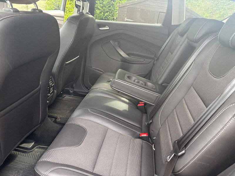 Ford Kuga 2.0 TDCi Titanium SUV 5dr Diesel Manual AWD Euro 6 (s/s) (180 ps) 5dr Manual 2025