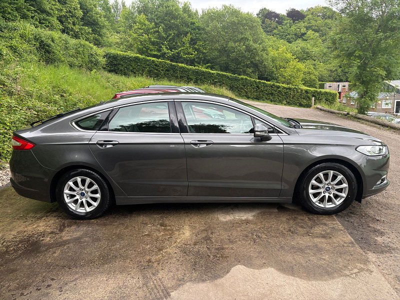 Ford Mondeo 2.0 TDCi Titanium Edition Hatchback 5dr Diesel Manual Euro 6 (s/s) (150 ps) 5dr Manual 2025