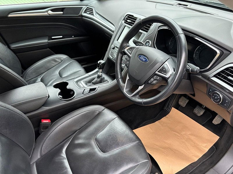 Ford Mondeo 2.0 TDCi Titanium Edition Hatchback 5dr Diesel Manual Euro 6 (s/s) (150 ps) 5dr Manual 2025