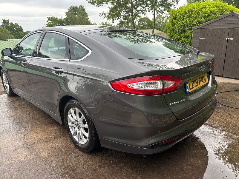 Ford Mondeo 2.0 TDCi Titanium Edition Hatchback 5dr Diesel Manual Euro 6 (s/s) (150 ps) 5dr Manual 2025