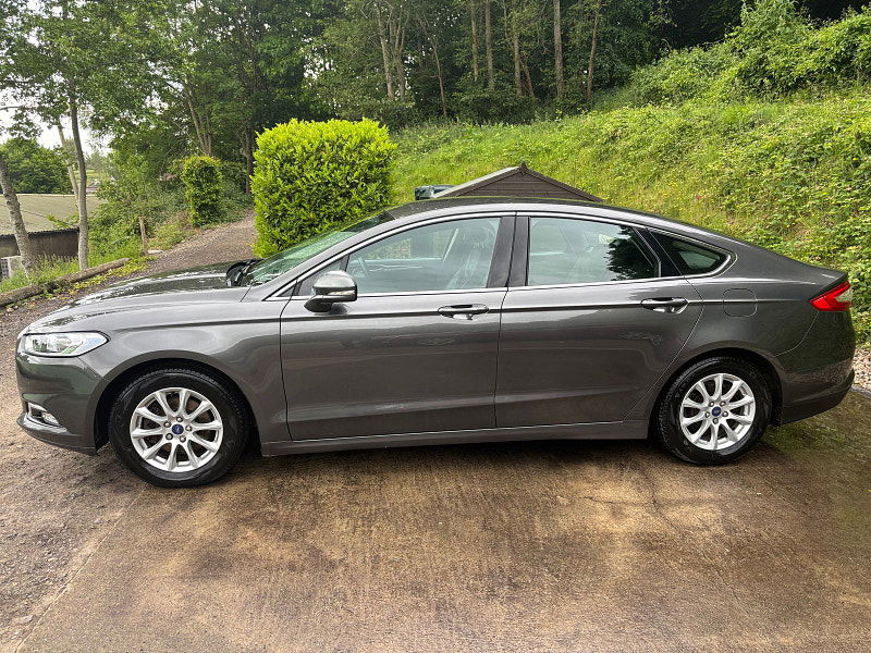 Ford Mondeo 2.0 TDCi Titanium Edition Hatchback 5dr Diesel Manual Euro 6 (s/s) (150 ps) 5dr Manual 2025