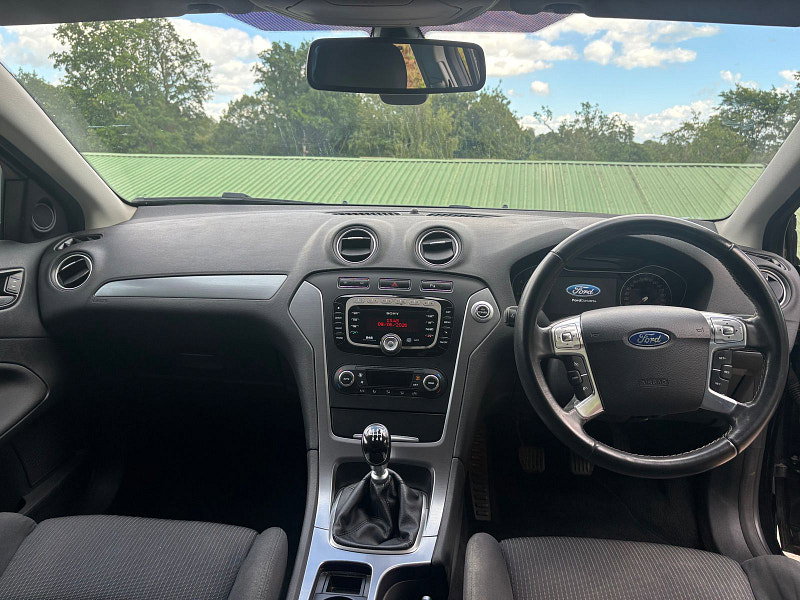 Ford Mondeo 2.0 TDCi Titanium Estate 5dr Diesel Manual Euro 5 (140 ps) 5dr Manual 2026