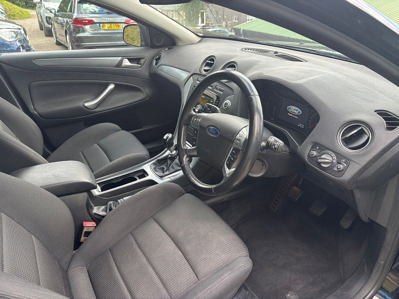 Ford Mondeo 2.0 TDCi Titanium Estate 5dr Diesel Manual Euro 5 (140 ps) 5dr Manual 2026