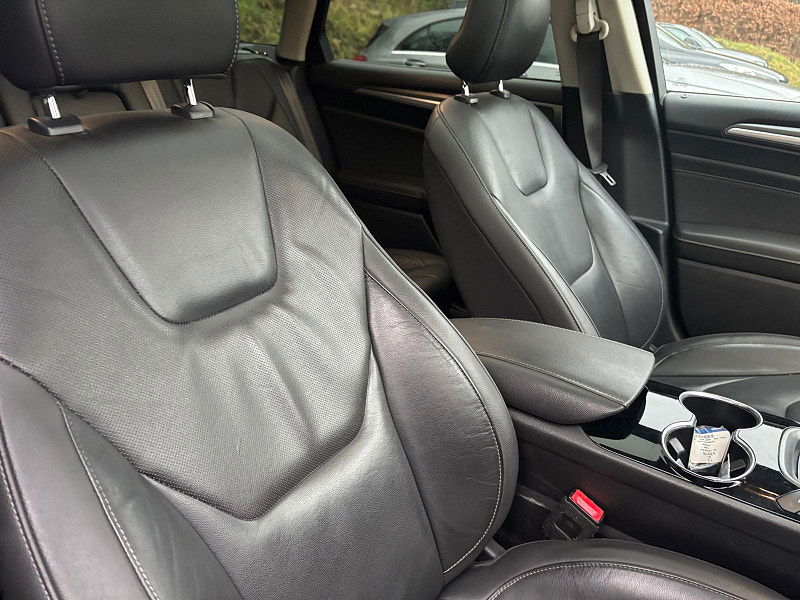 Ford Mondeo 2.0T EcoBoost Titanium Estate 5dr Petrol Auto Euro 6 (s/s) (240 ps) 5dr Automatic 2026