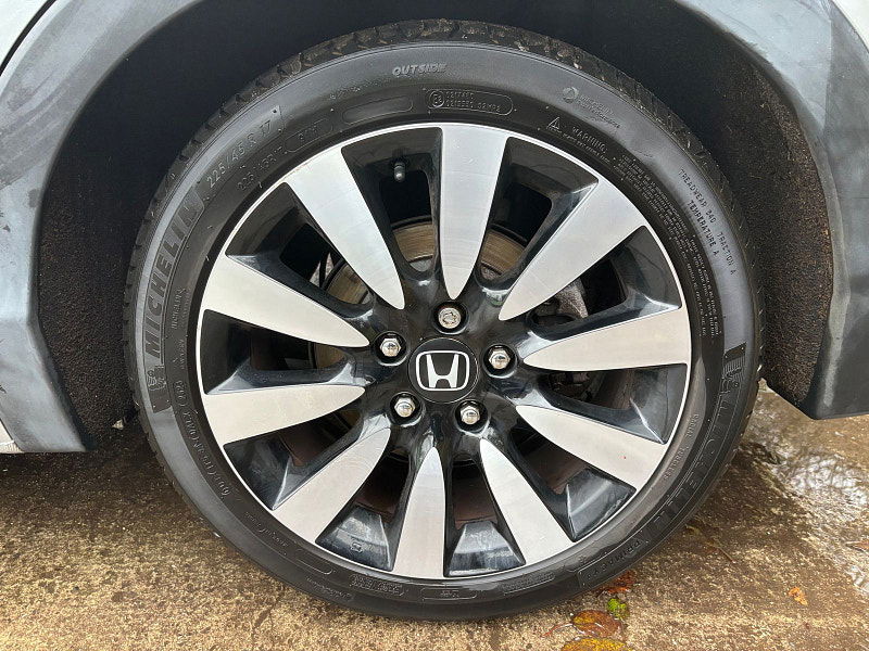 Honda Civic 1.8 i-VTEC SR Hatchback 5dr Petrol Manual Euro 6 (s/s) (142 ps) 5dr Manual 2025