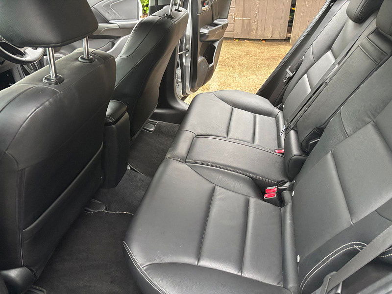 Honda Civic 1.8 i-VTEC SR Hatchback 5dr Petrol Manual Euro 6 (s/s) (142 ps) 5dr Manual 2025