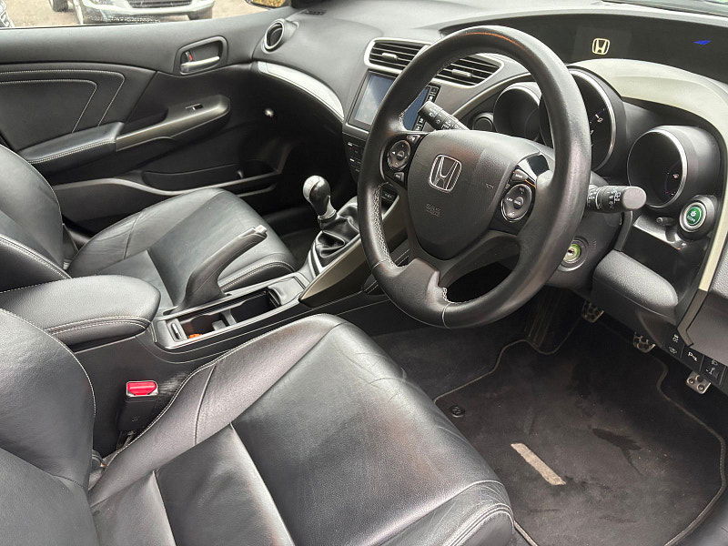Honda Civic 1.8 i-VTEC SR Hatchback 5dr Petrol Manual Euro 6 (s/s) (142 ps) 5dr Manual 2025