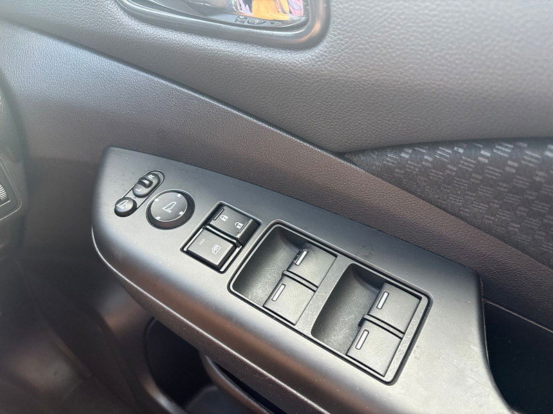 Honda CR-V 2.0 i-VTEC SE Plus Navi SUV 5dr Petrol Manual 4WD Euro 6 (s/s) (155 ps) 5dr Manual 2025