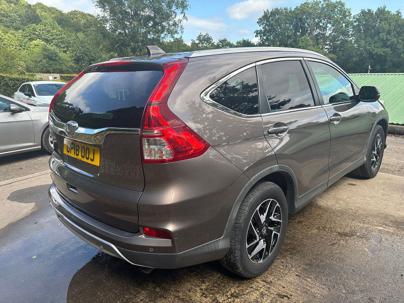 Honda CR-V 2.0 i-VTEC SE Plus Navi SUV 5dr Petrol Manual 4WD Euro 6 (s/s) (155 ps) 5dr Manual 2025