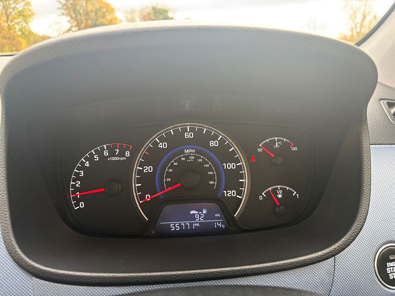 Hyundai I10 1.2 Premium SE Hatchback 5dr Petrol Manual Euro 5 (87 ps) 5dr Manual 2025